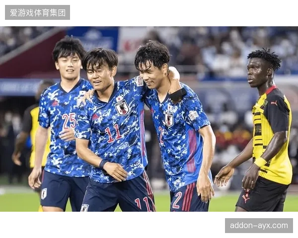 上田绮世的禁区内抢点能力，将成为日本队角球战术中重要的第一落点攻击选择。