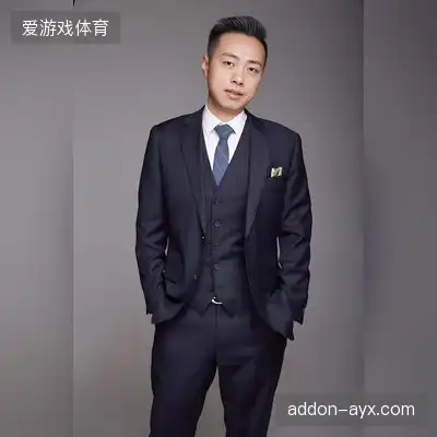 曲彤